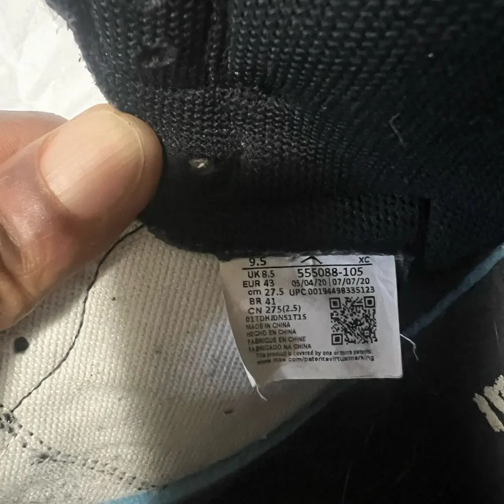 Jordan 1 mocha 9.5 Travis Scott Nike dunk